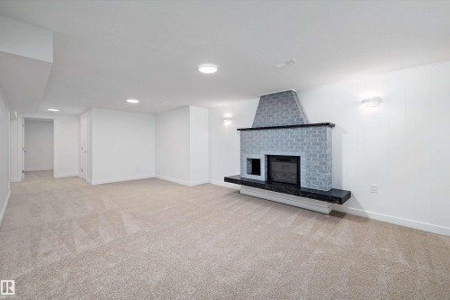 7004 93 Avenue, Edmonton, AB 