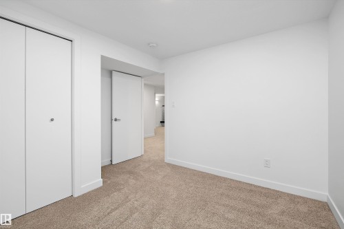 7004 93 Avenue, Edmonton, AB 