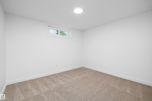 7004 93 Avenue, Edmonton, AB 