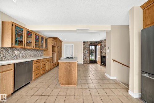 Kitchen - 18636 71 Avenue, Edmonton, AB 
