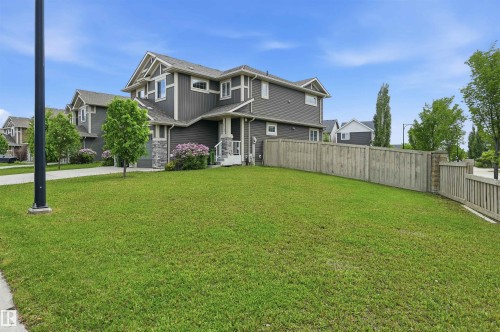 3603 Atkinson Loop, Edmonton, AB 