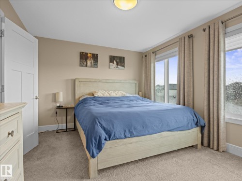 4036 Chappelle Green Sw, Edmonton, AB - Indoor Photo Showing Bedroom