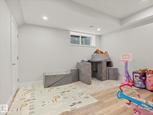 4036 Chappelle Green Sw, Edmonton, AB - Indoor