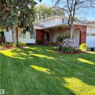 155 GARIEPY Crescent  Edmonton, AB T6M 1B5