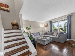 3503 42A Avenue  Edmonton, AB T6L 4C6