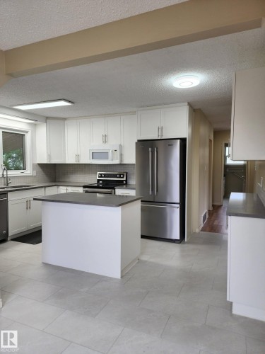 4203 42 Avenue, Leduc, AB 