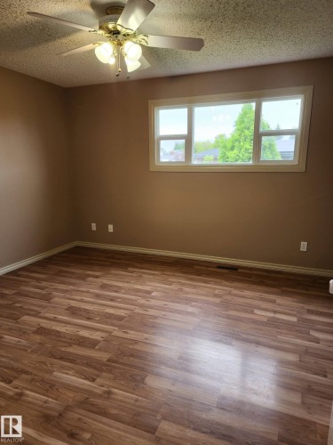 4203 42 Avenue, Leduc, AB 