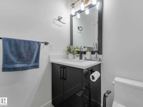 Bathroom - 6607 53 Avenue, Beaumont, AB 