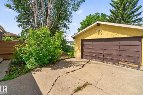 5240 56A Street, Beaumont, AB 