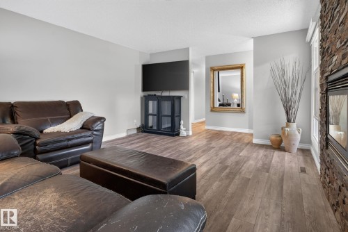 5240 56A Street, Beaumont, AB 