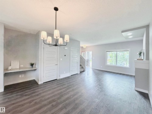 6925 Cardinal Wynd, Edmonton, AB 