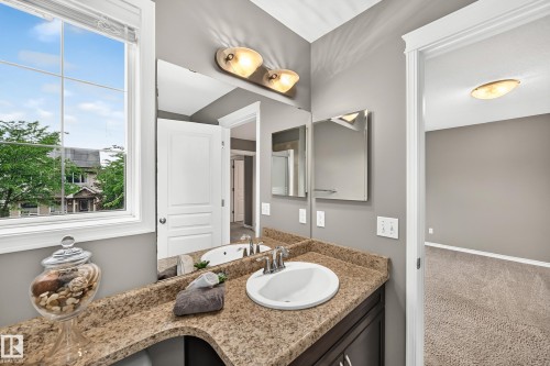 430 Hemingway Road, Edmonton, AB 