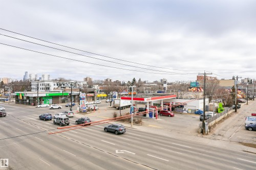Image quality insufficient for description - 11105 81 Avenue, Edmonton, AB 