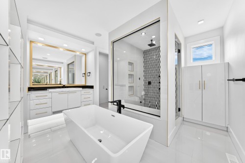 2747 Wheaton Drive, Edmonton, AB 