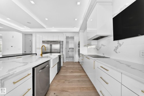2747 Wheaton Drive, Edmonton, AB 