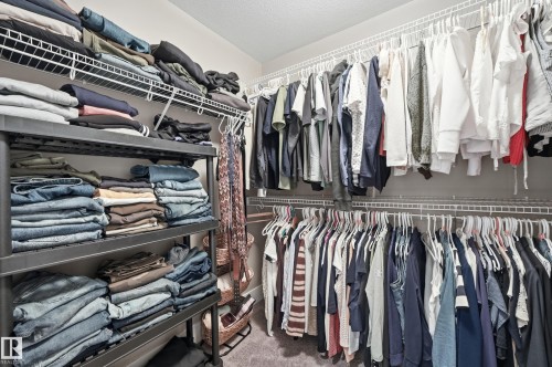 3252 Allan Way, Edmonton, AB - Indoor With Storage