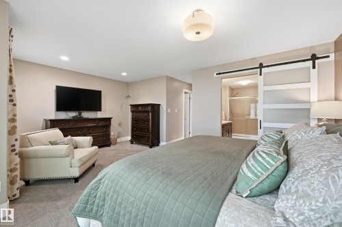 3252 Allan Way, Edmonton, AB - Indoor Photo Showing Bedroom