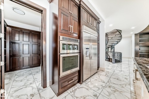 5511 Mcluhan Bluff Bluff, Edmonton, AB 