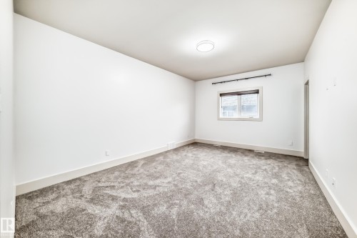 5511 Mcluhan Bluff Bluff, Edmonton, AB 