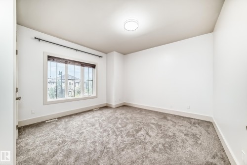 5511 Mcluhan Bluff Bluff, Edmonton, AB 
