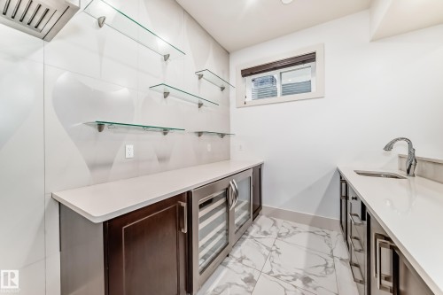 5511 Mcluhan Bluff Bluff, Edmonton, AB 