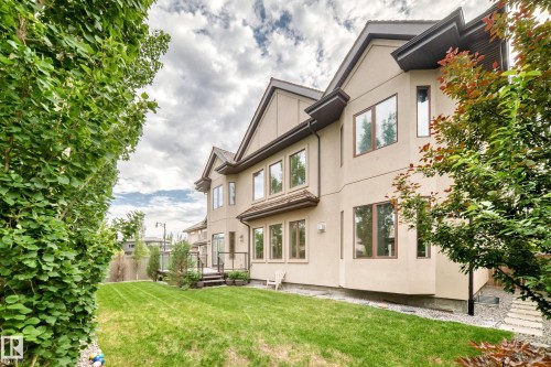 5511 Mcluhan Bluff Bluff, Edmonton, AB 
