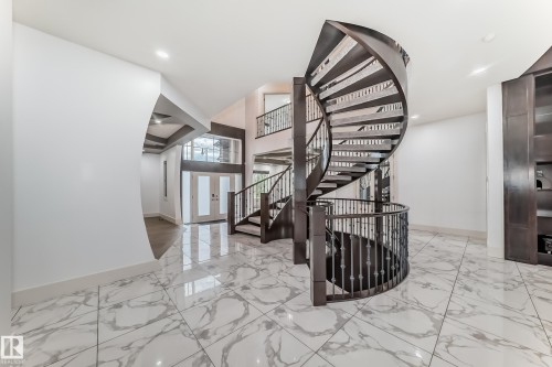 5511 Mcluhan Bluff Bluff, Edmonton, AB 