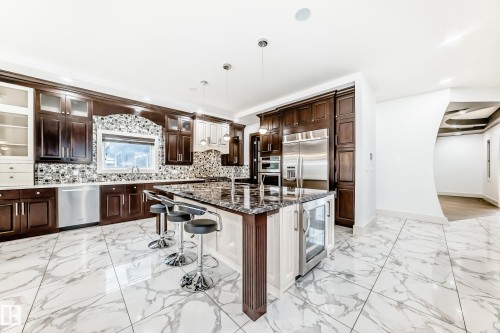 5511 Mcluhan Bluff Bluff, Edmonton, AB 