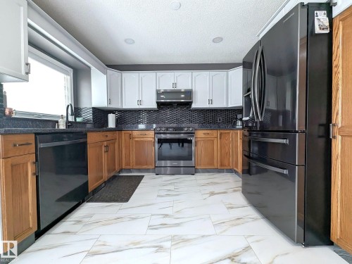 15235 61 Street, Edmonton, AB 