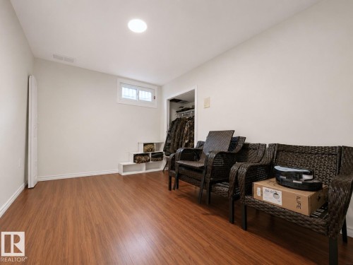 15235 61 Street, Edmonton, AB 