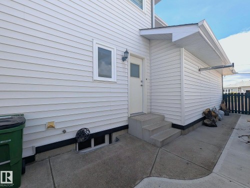 15235 61 Street, Edmonton, AB 