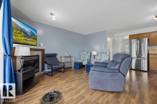 4 2004 Grantham Court, Edmonton, AB 