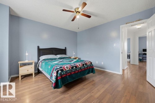 4 2004 Grantham Court, Edmonton, AB 