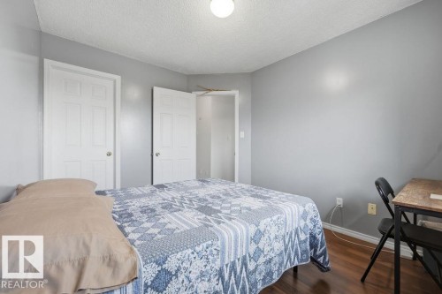 4 2004 Grantham Court, Edmonton, AB 