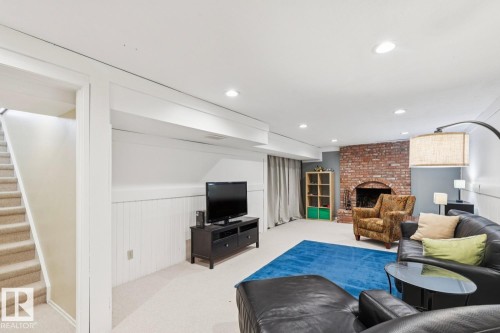 3607 118 Street, Edmonton, AB 
