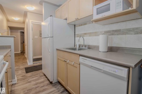 27 11010 124 Street, Edmonton, AB 