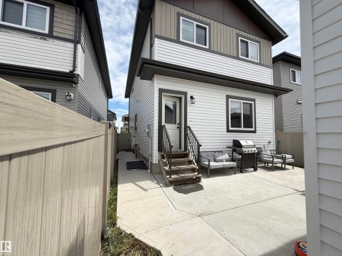 1719 26A Street, Edmonton, AB 