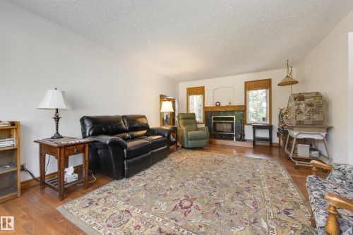 7216 103 Avenue, Edmonton, AB 