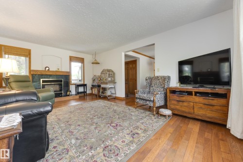 7216 103 Avenue, Edmonton, AB 