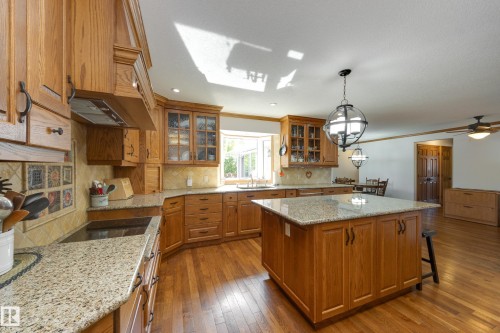 7216 103 Avenue, Edmonton, AB 