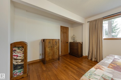 7216 103 Avenue, Edmonton, AB 