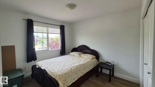 5440 1A Avenue, Edmonton, AB - Indoor Photo Showing Bedroom