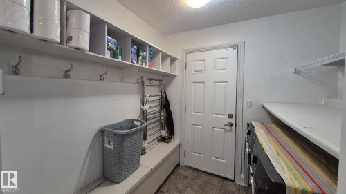 5440 1A Avenue, Edmonton, AB - Indoor With Storage