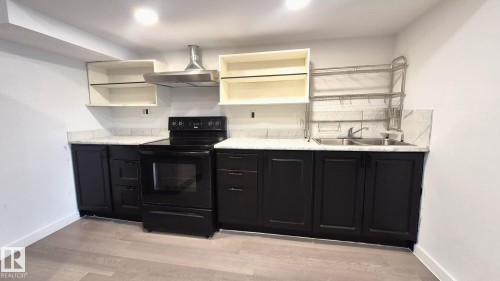 5440 1A Avenue, Edmonton, AB - Indoor