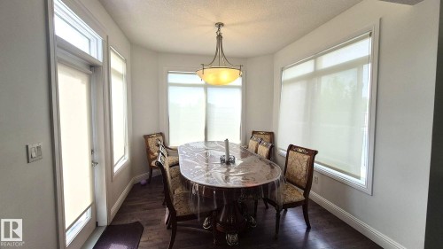5440 1A Avenue, Edmonton, AB - Indoor Photo Showing Dining Room