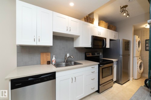 5315 17 Avenue, Edmonton, AB 