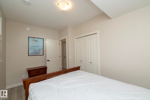 5315 17 Avenue, Edmonton, AB 
