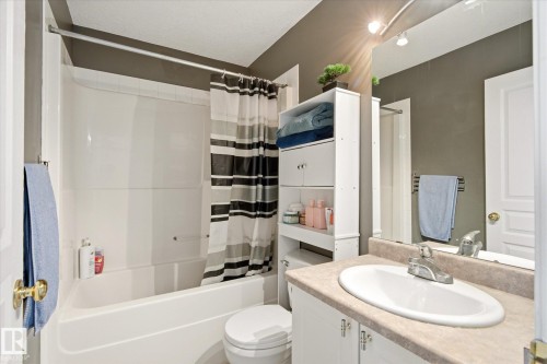 20004 54A Avenue, Edmonton, AB 