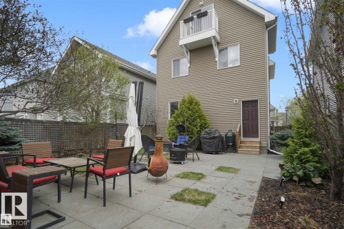 2028 74 Street, Edmonton, AB 