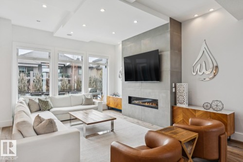 3631 Westcliff Way, Edmonton, AB 